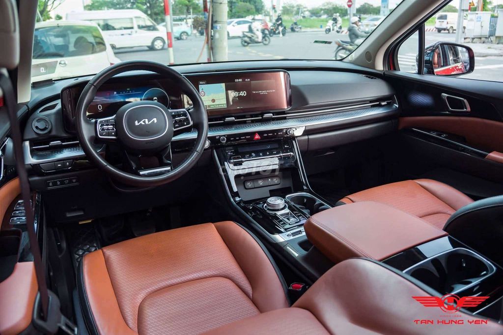Kia Carnival - ảnh 4