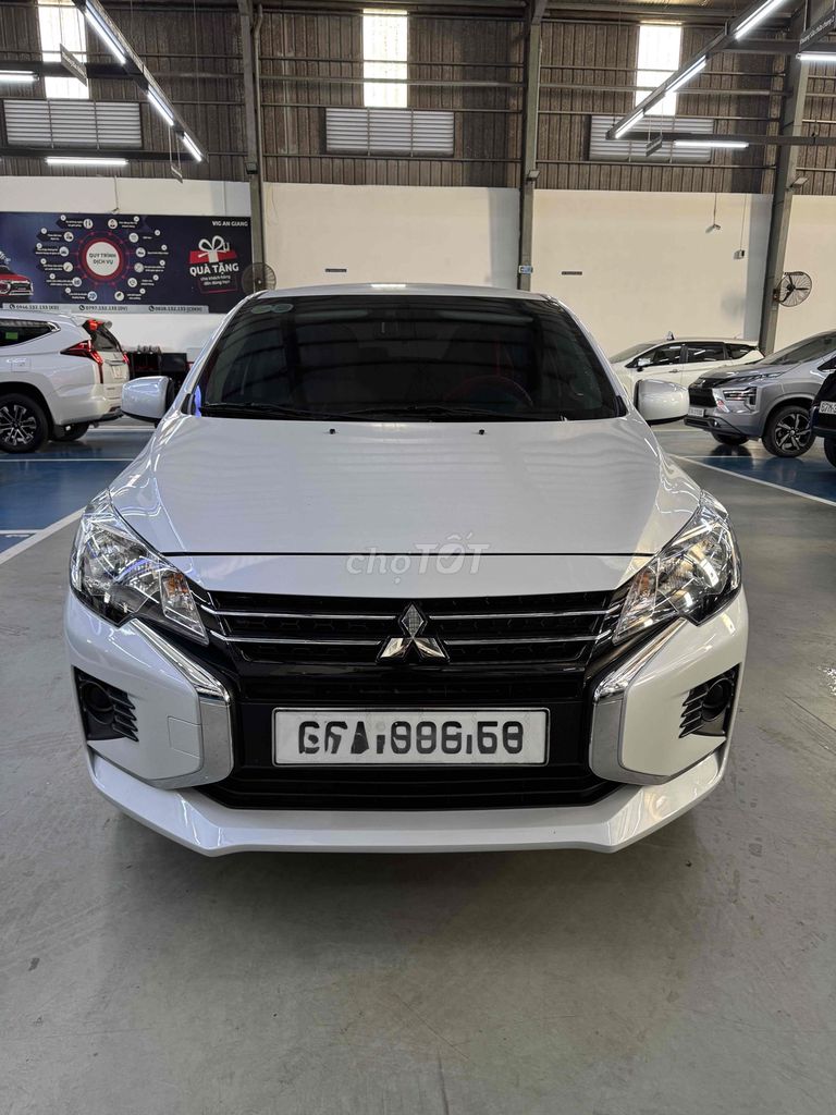 Mitsubishi Attrage 2025 - ảnh 1