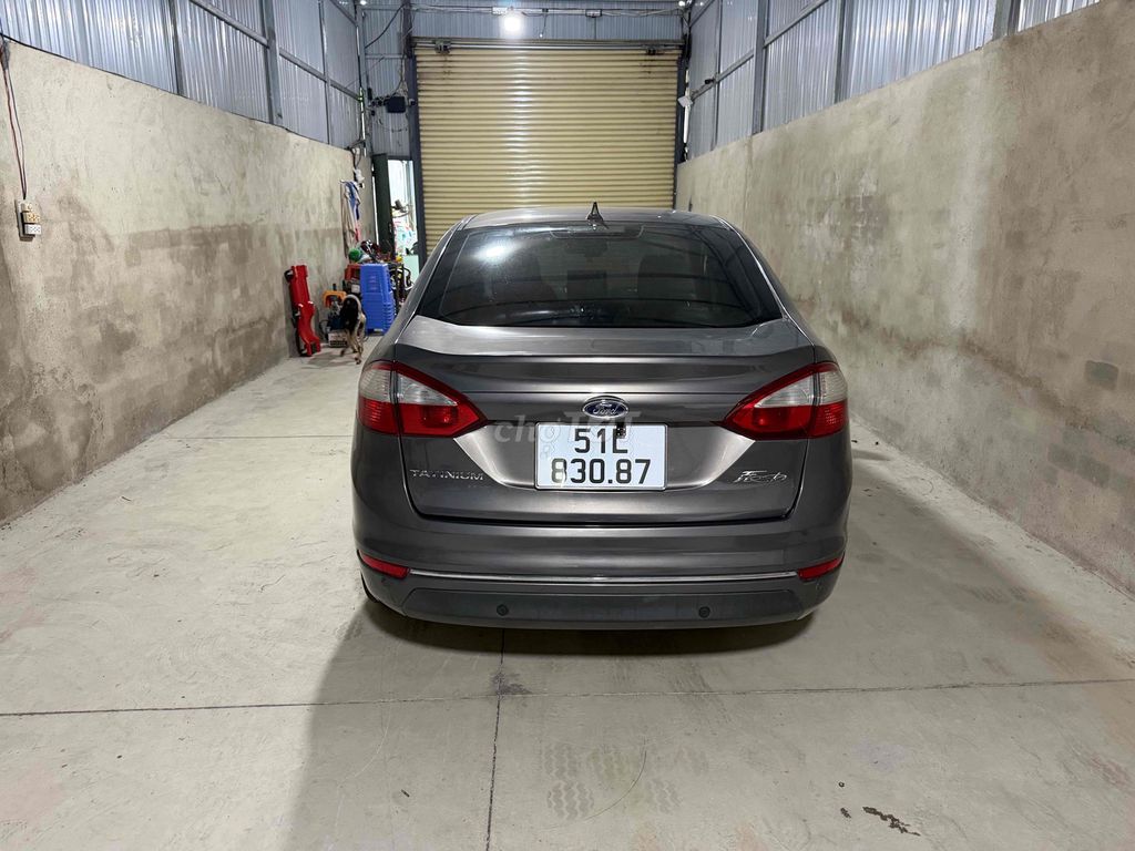 Ford Fiesta - ảnh 3