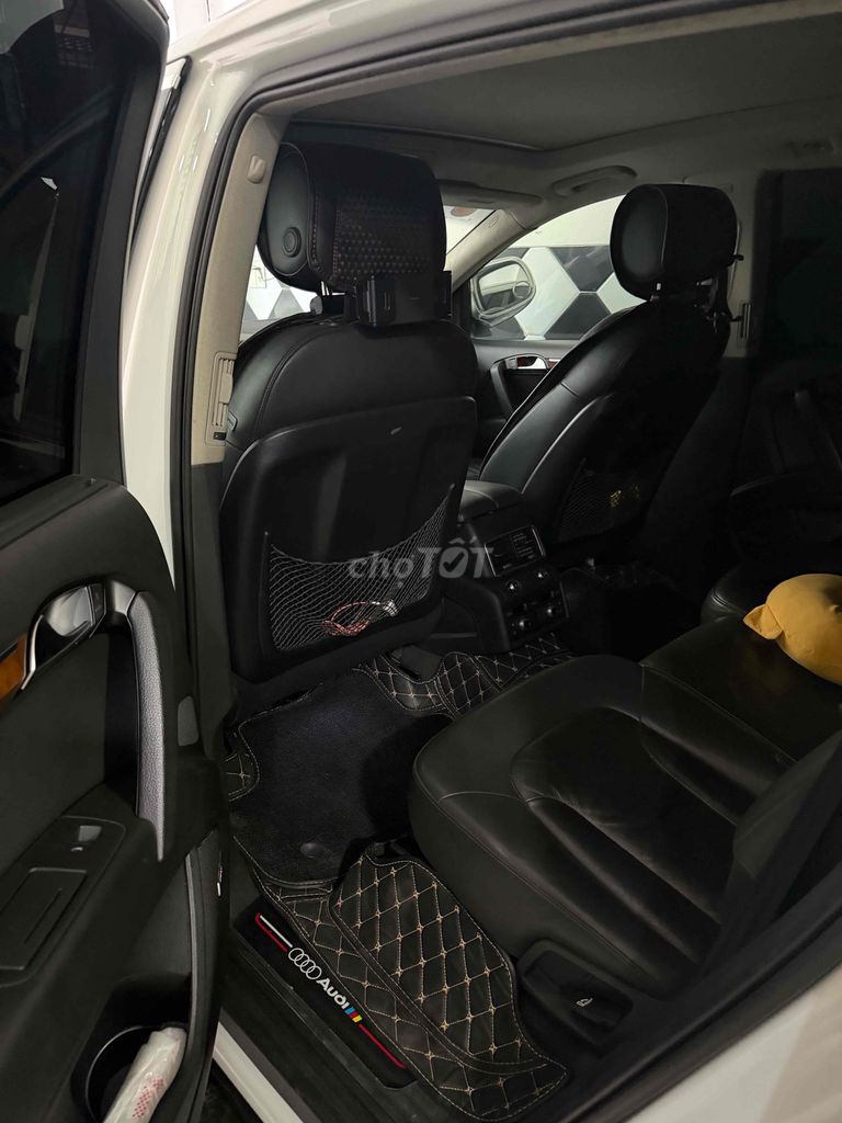 Audi 2010 - ảnh 1