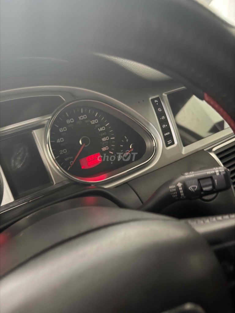Audi 2010 - ảnh 2