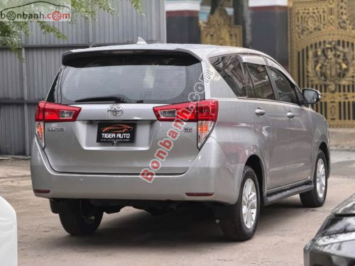 Toyota Innova 2.0G 2017 - ảnh 2