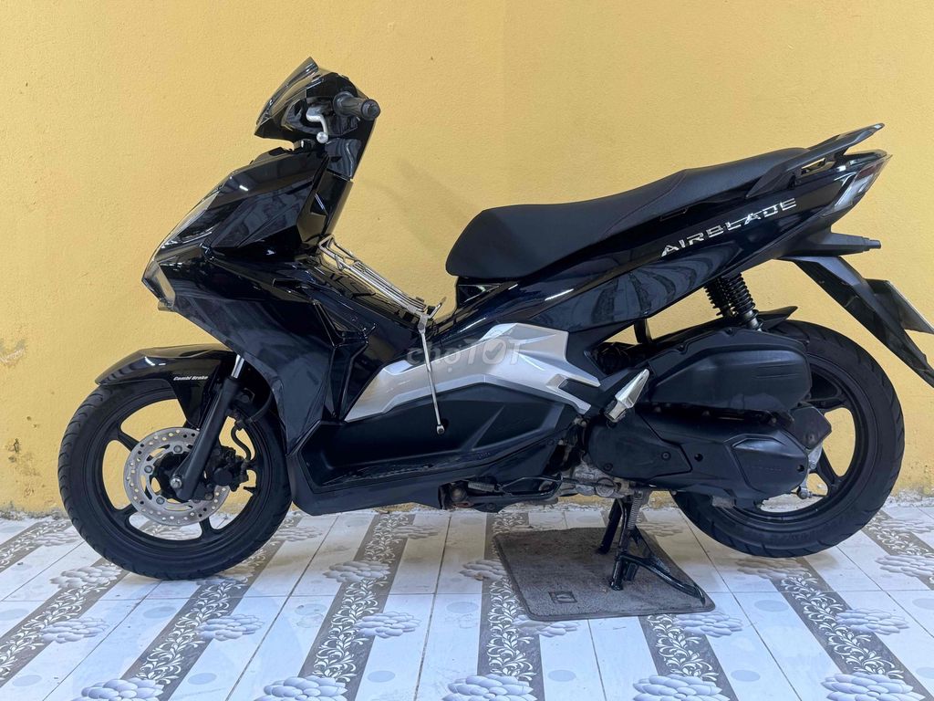Honda Air Blade 2020 - ảnh 1