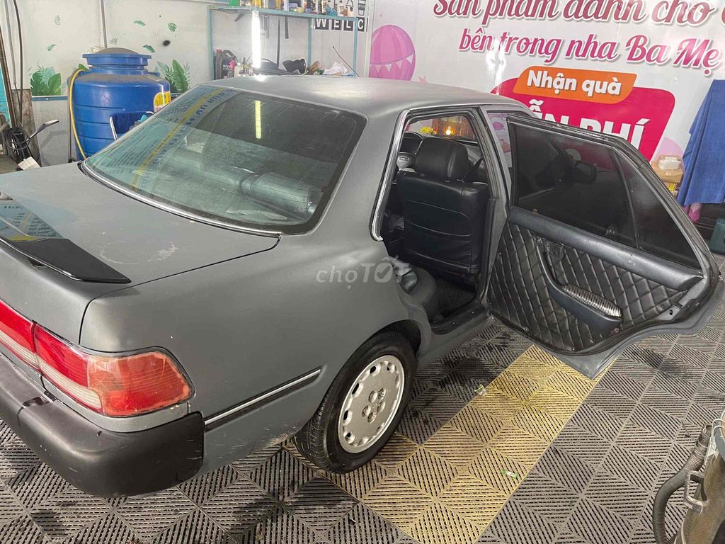 Toyota Corona 1990 - ảnh 2