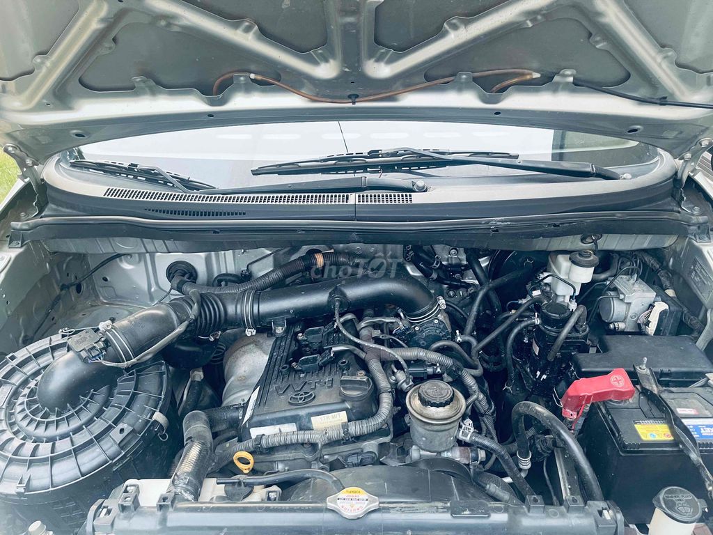 Toyota Innova 2.0E 2015 - ảnh 5