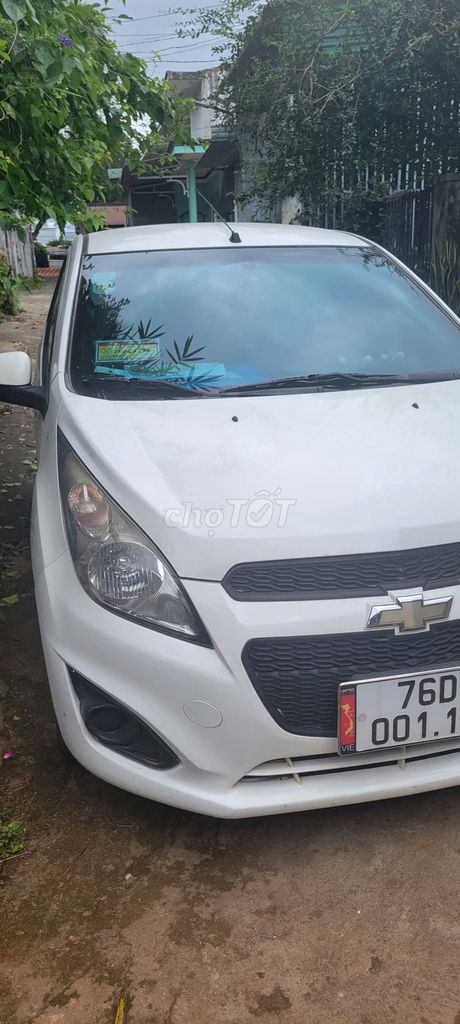 Chevrolet Spark - ảnh 2