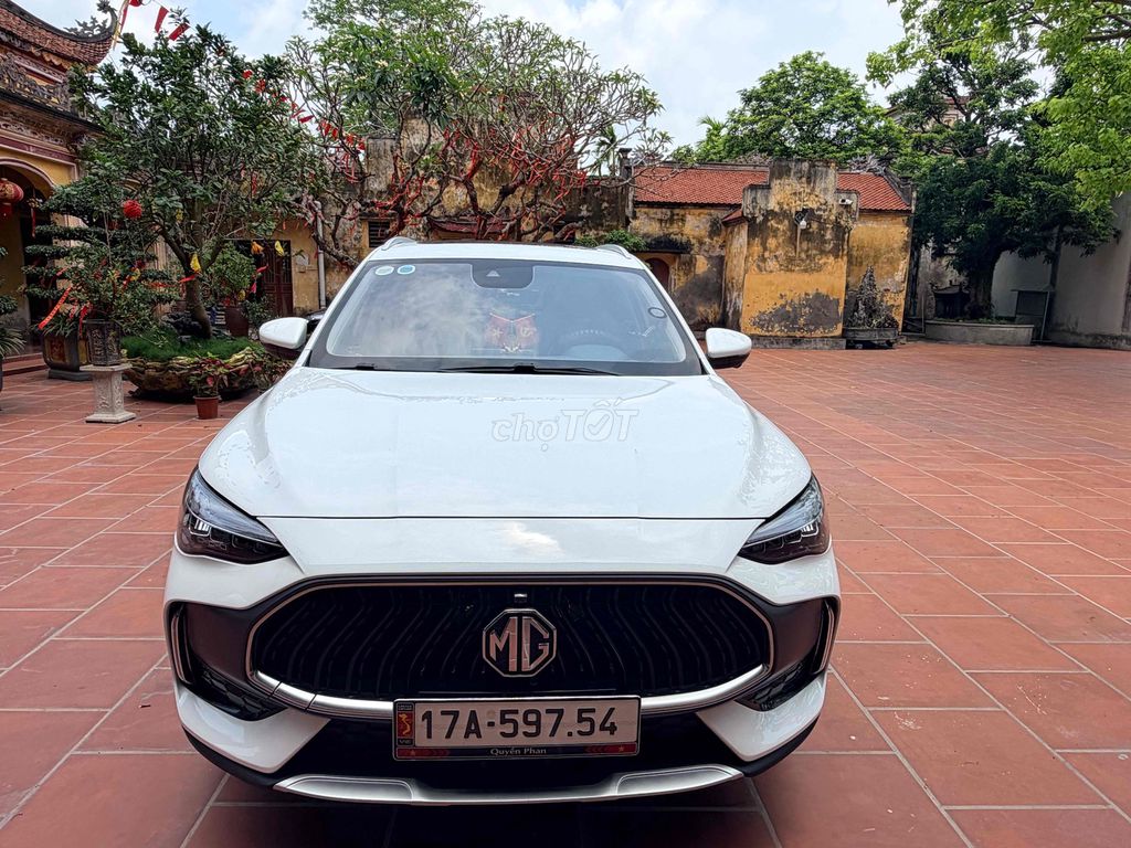 MG HS 2024 - ảnh 1