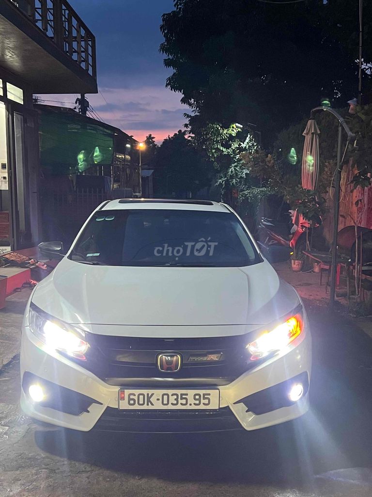Honda Civic - ảnh 2