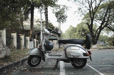 Bajaj Chetak 1996 - ảnh 1