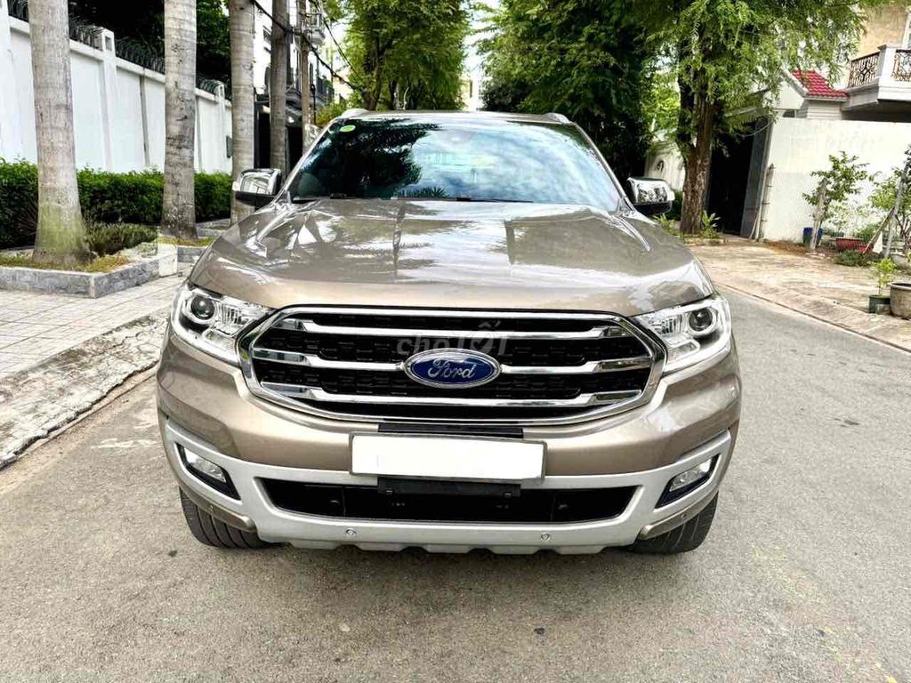 Ford Everest 2019 - ảnh 1