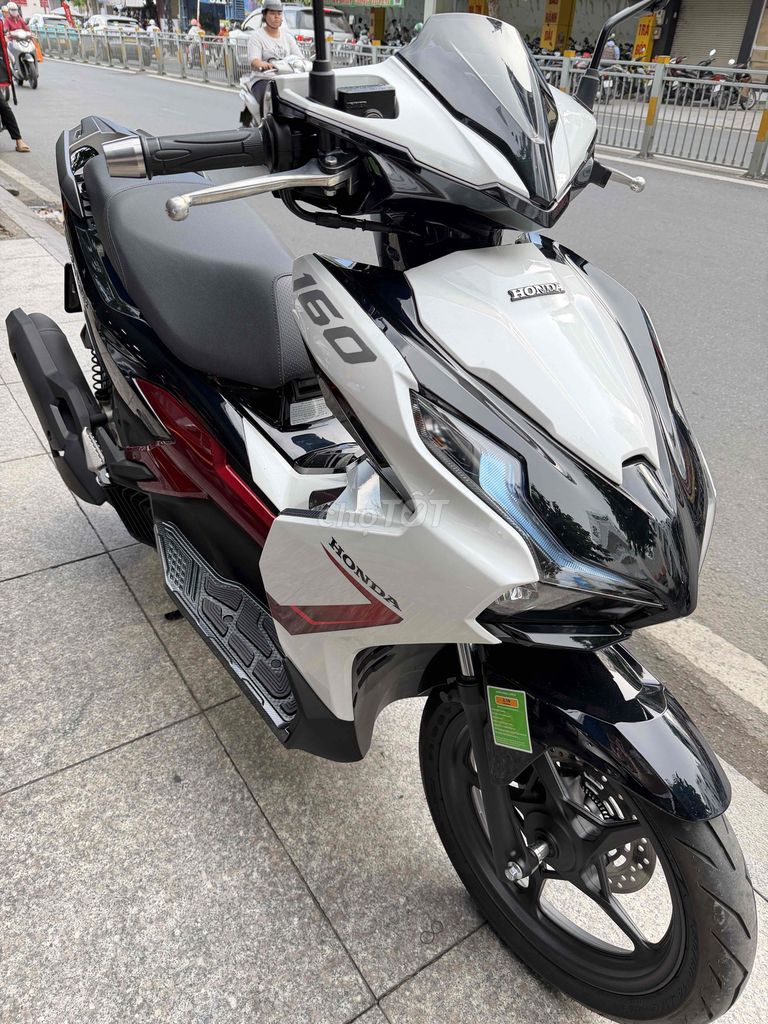 Air Blade 2025 - ảnh 1