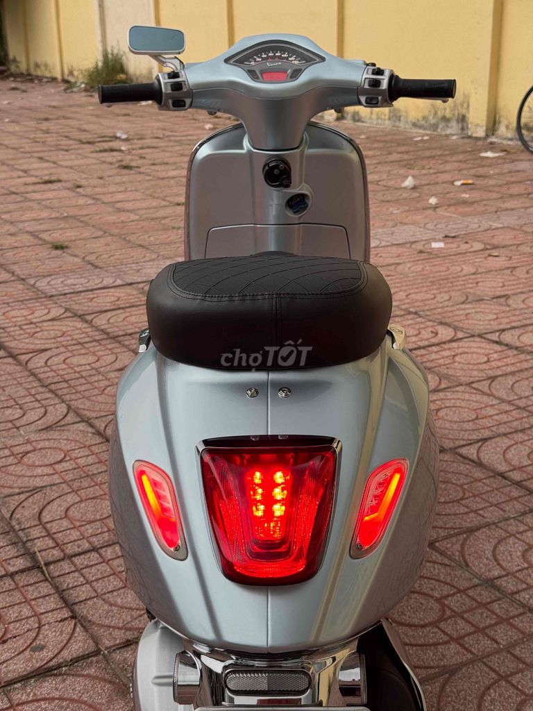 Piaggio Vespa 2015 - ảnh 4
