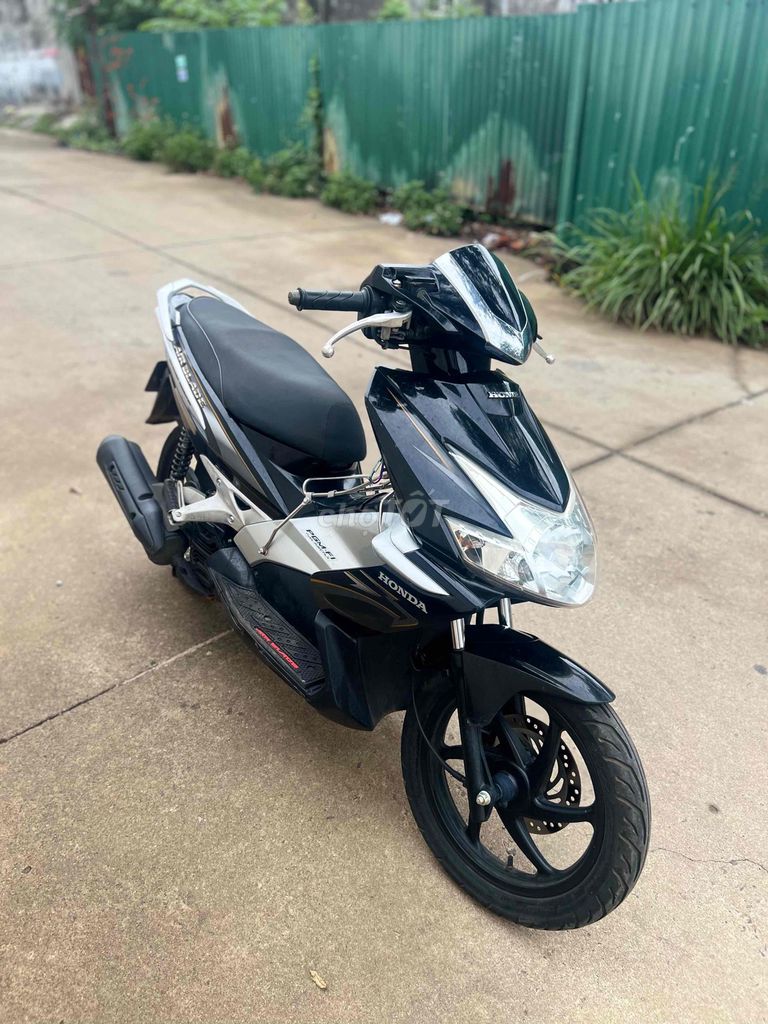 Honda Air Blade 2010 - ảnh 1