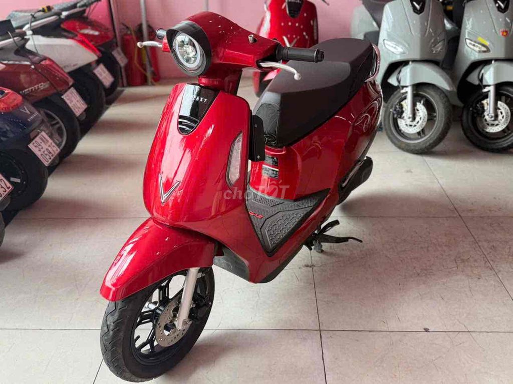 VinFast 2025 - ảnh 2