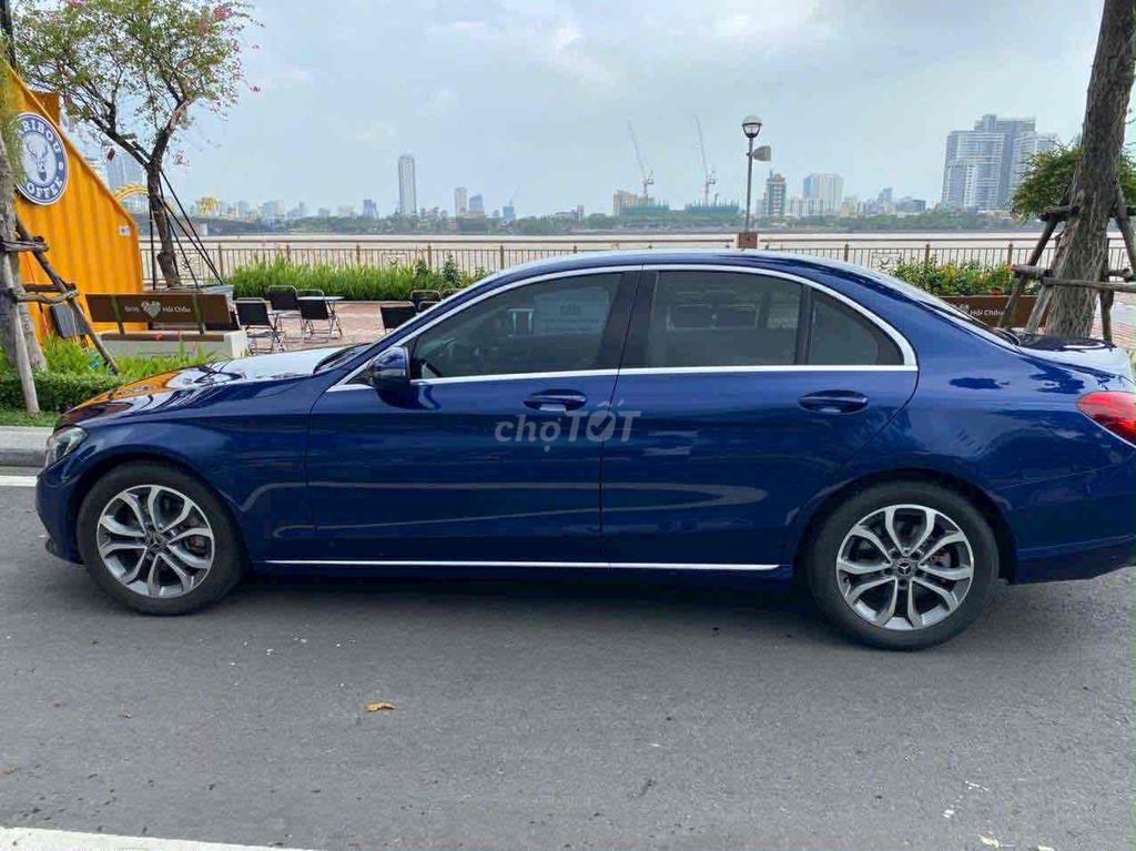 Mercedes-Benz 2018 - ảnh 3