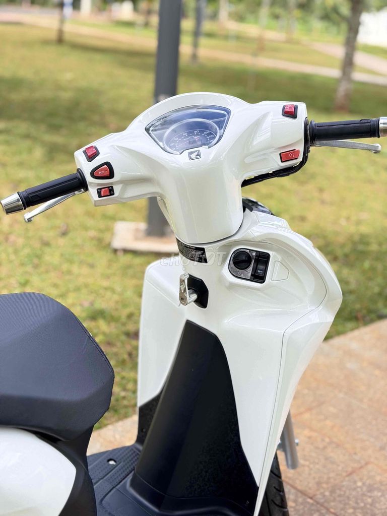 Honda Vision 2023 - ảnh 3