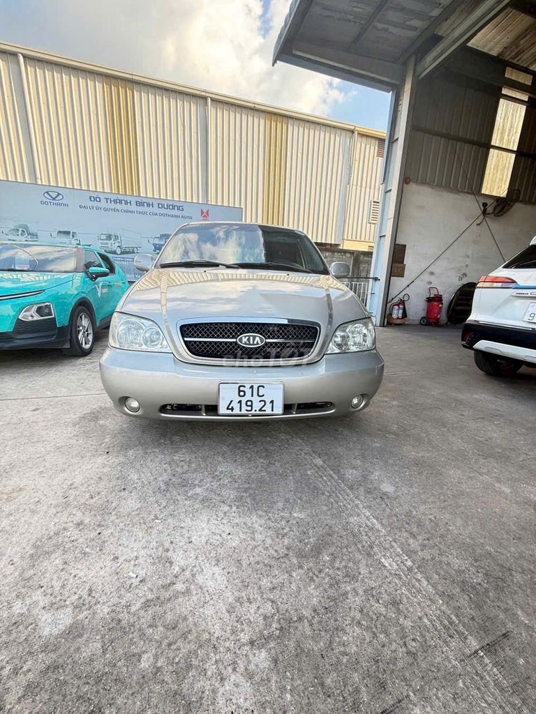 Kia Carnival 2009 - ảnh 1