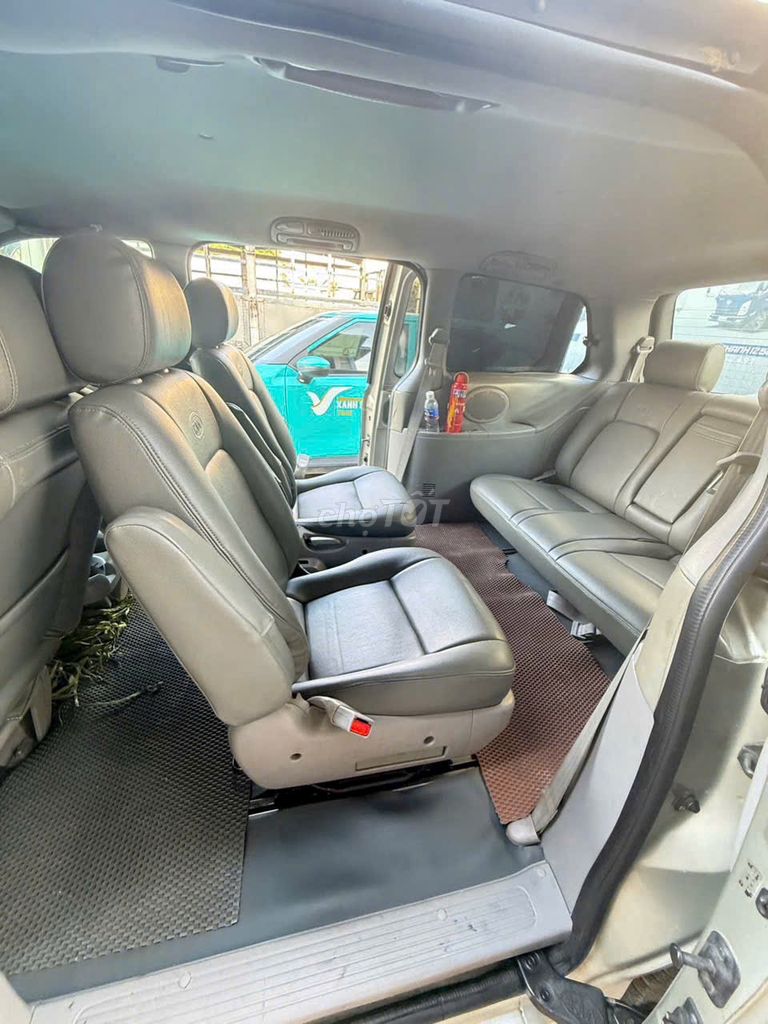 Kia Carnival 2009 - ảnh 2