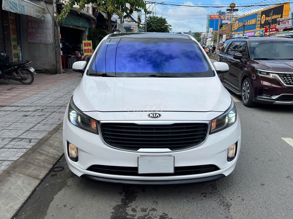 Kia Sedona 2018 - ảnh 1