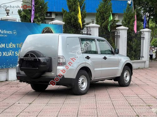 Mitsubishi Pajero 2008 - ảnh 3