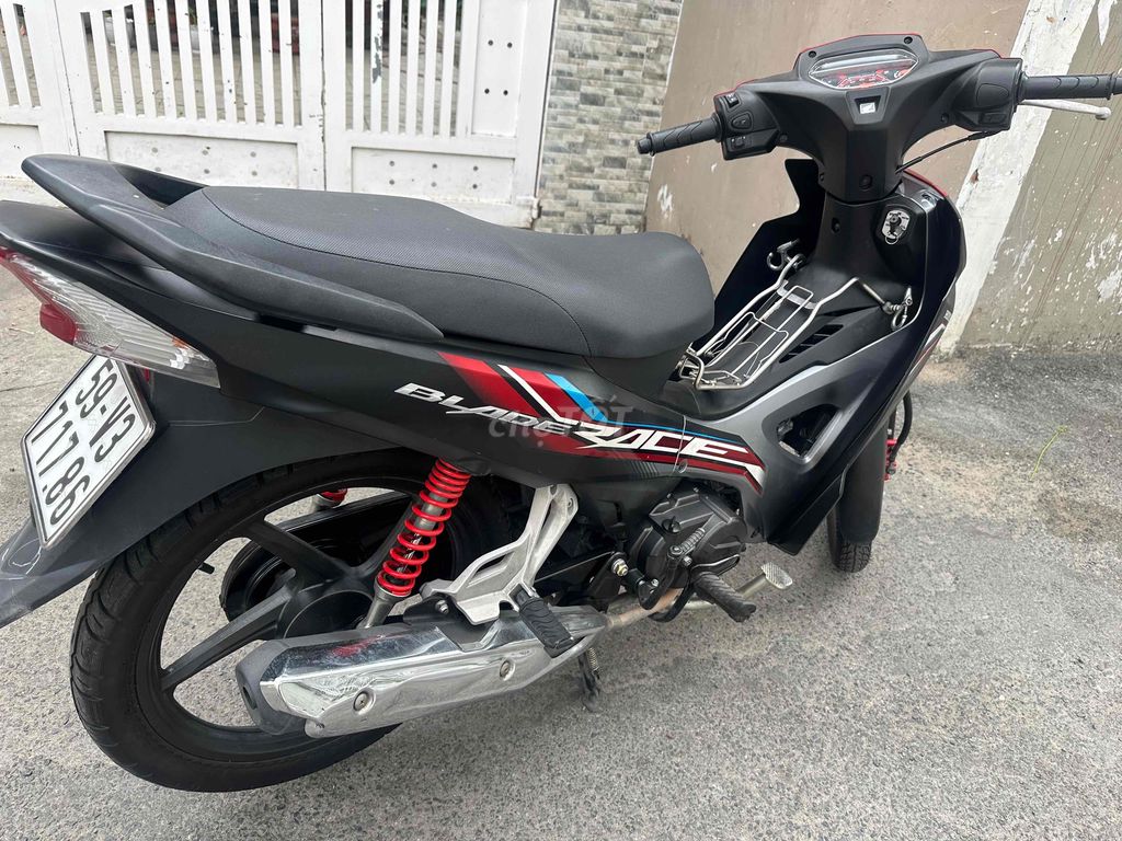 Honda Blade 2022 - ảnh 2