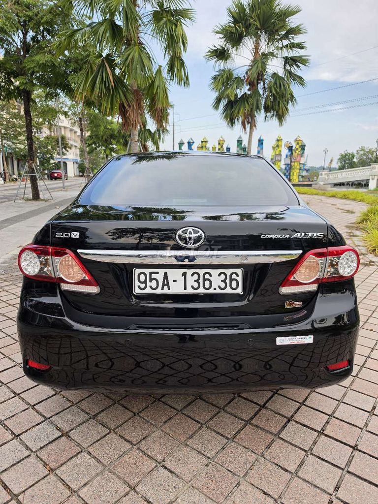 Toyota 2011 - ảnh 2