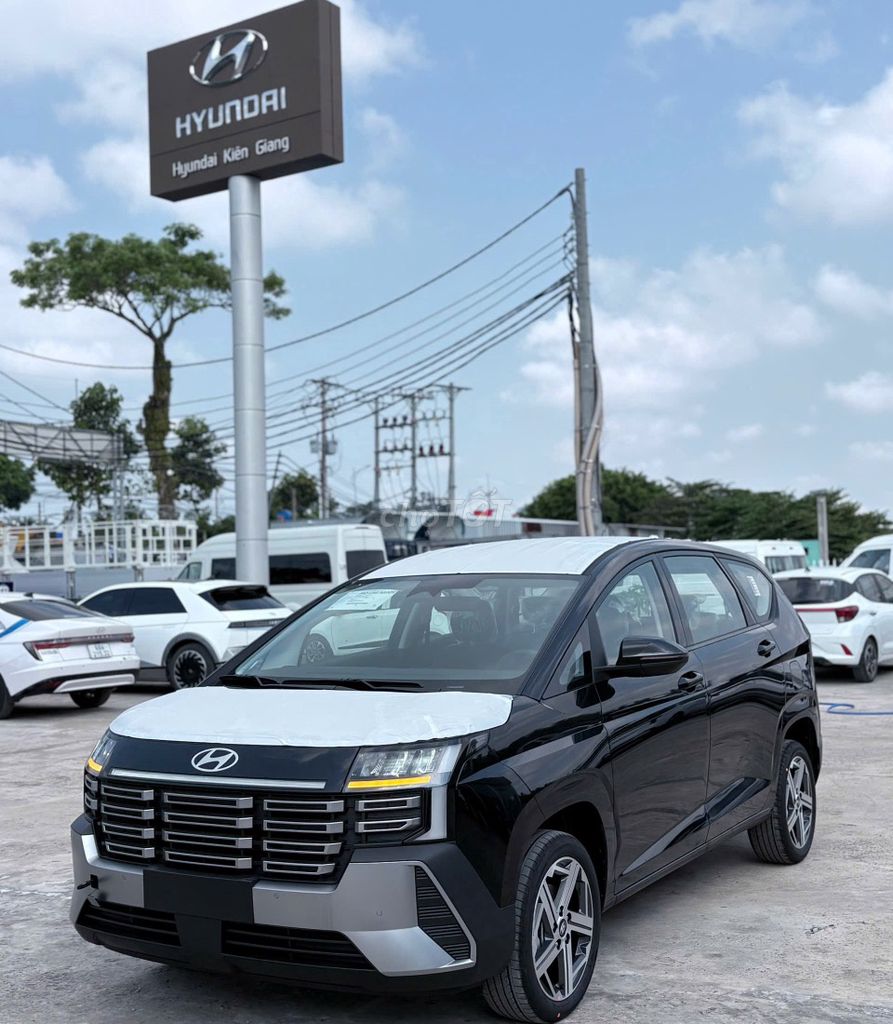 Hyundai Stargazer - ảnh 1