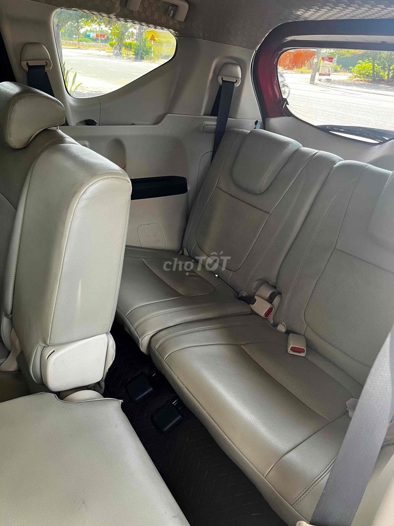 Ford Everest 2011 - ảnh 4