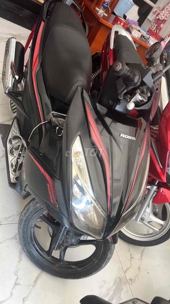 Honda Air Blade 2013 - ảnh 2