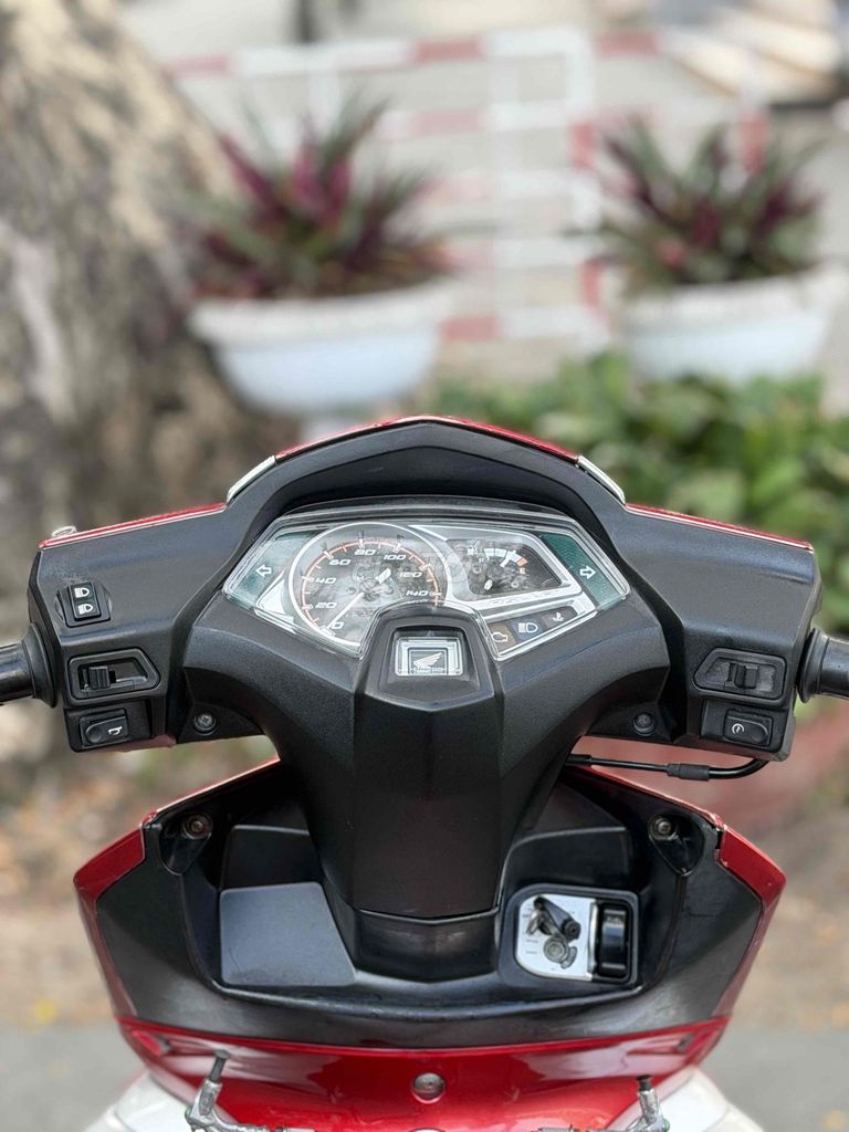 Honda 2010 - ảnh 5