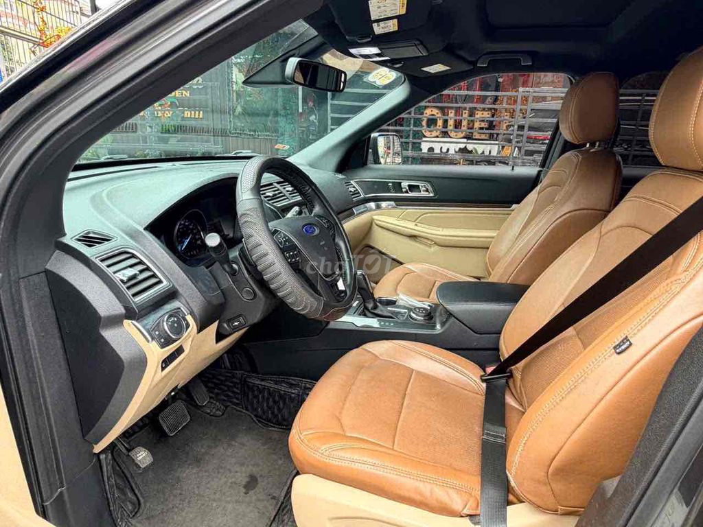 Ford Explorer 2017 - ảnh 1