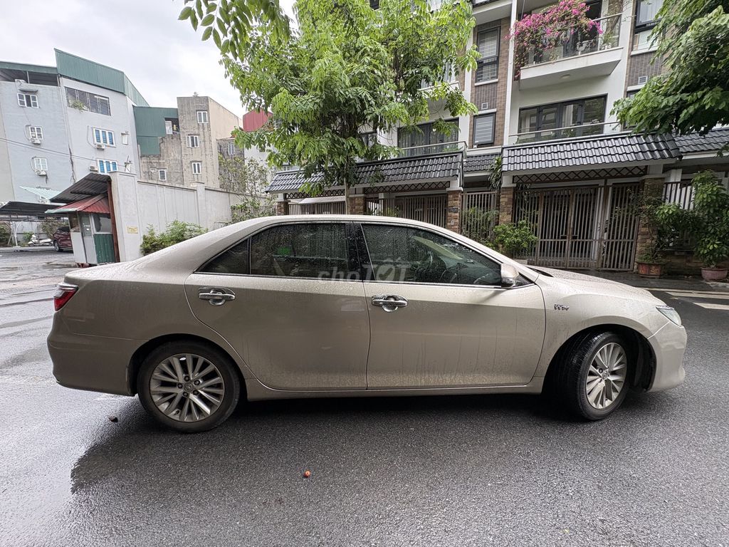 Toyota Camry 2015 - ảnh 2
