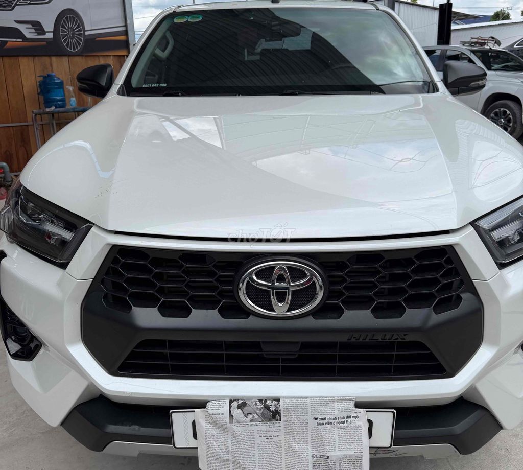 Toyota Hilux 2025 - ảnh 1