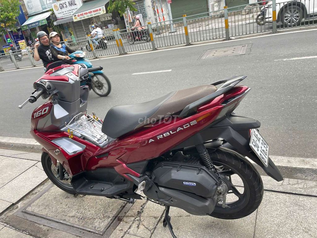 Honda Air Blade 2023 - ảnh 1