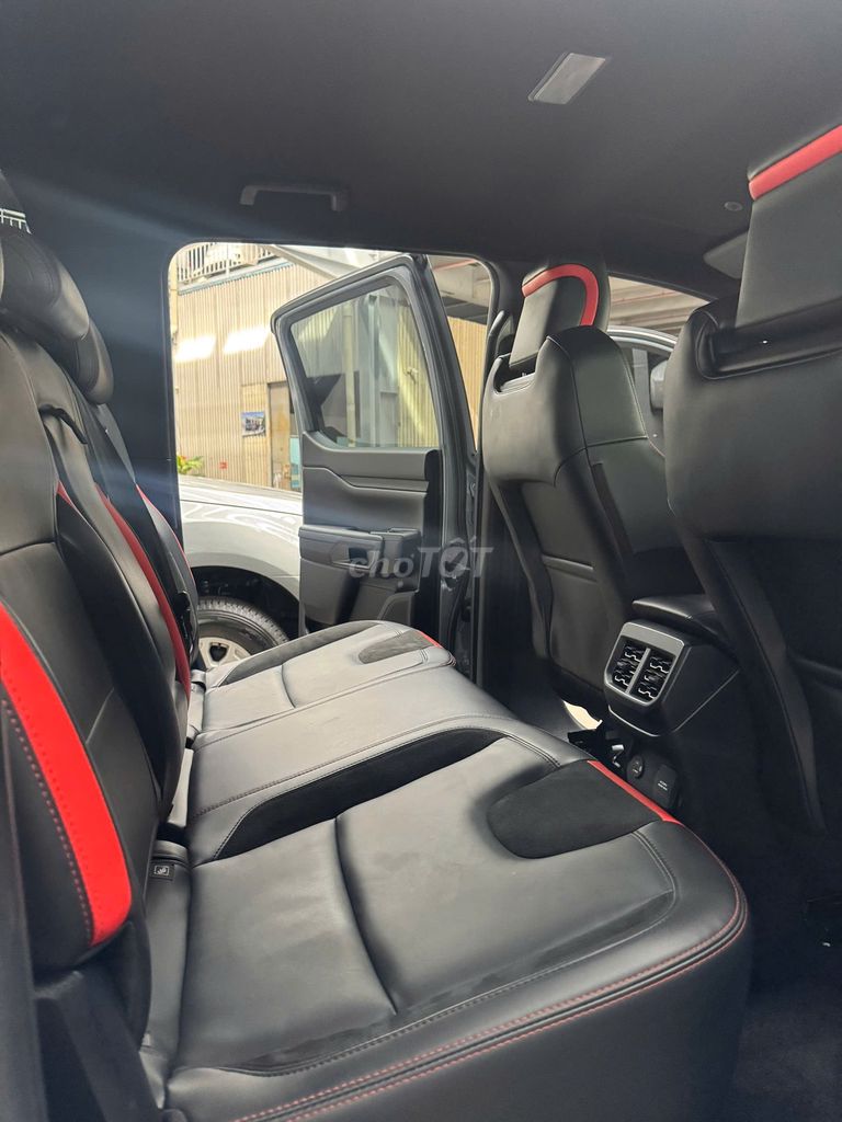 Ford 2025 - ảnh 5