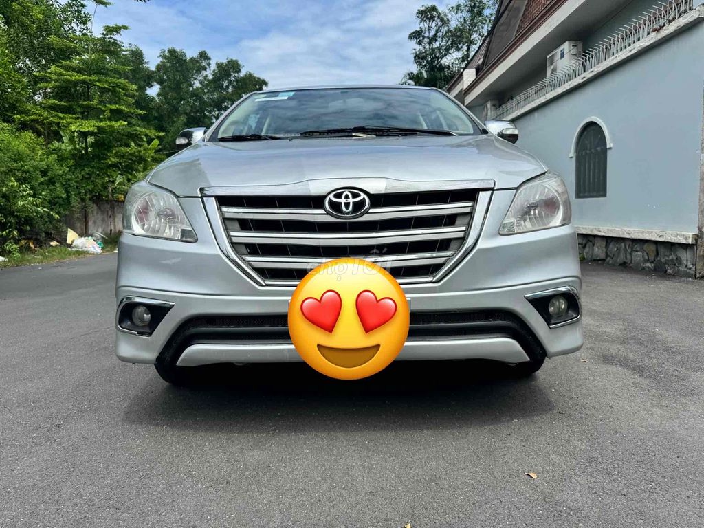 Toyota Innova 2010 - ảnh 4