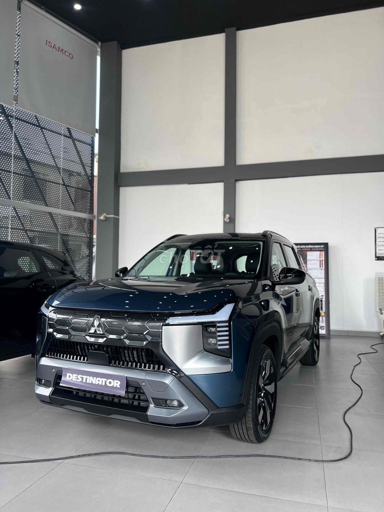 Mitsubishi Destinator Ultimate - ảnh 3