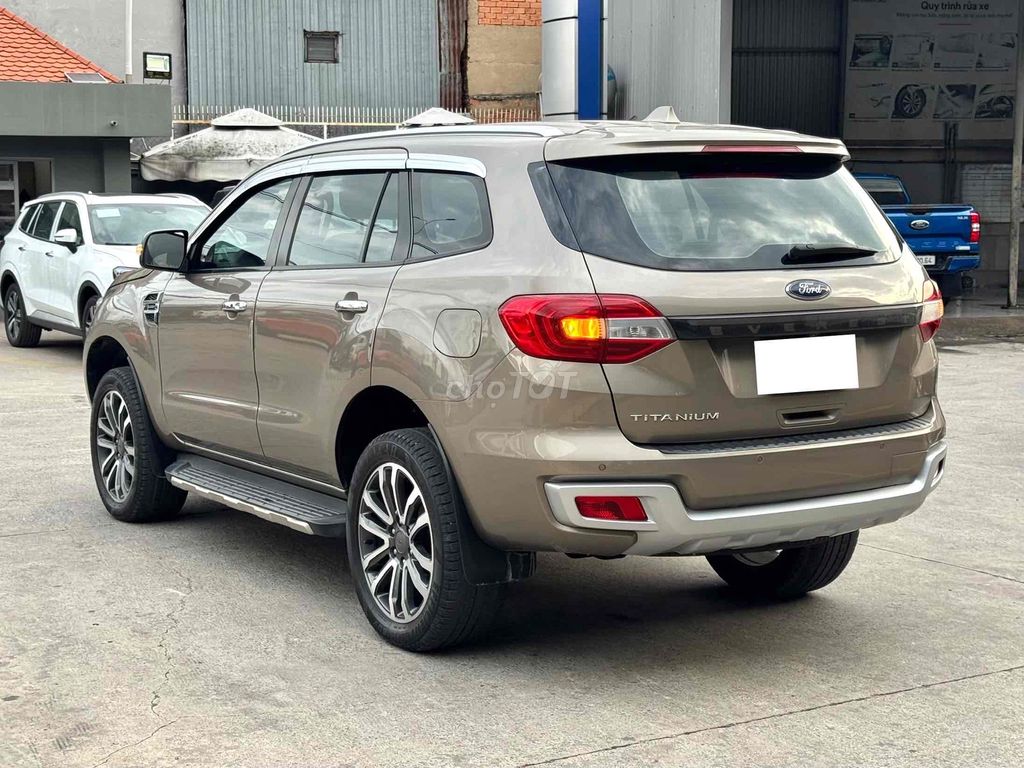 Ford Everest 2018 - ảnh 4