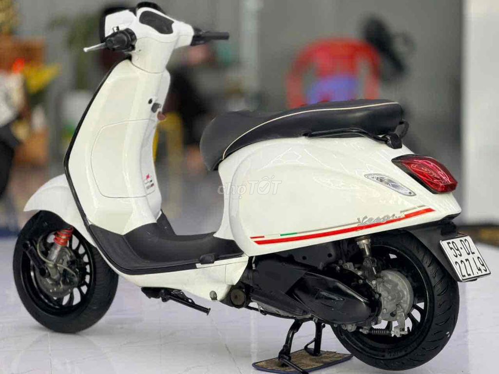 Vespa Sprint 2017 - ảnh 2