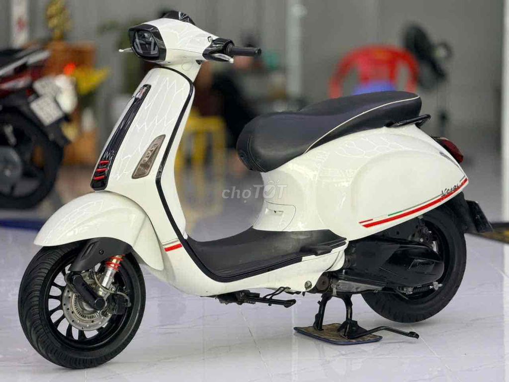 Vespa Sprint 2017 - ảnh 5