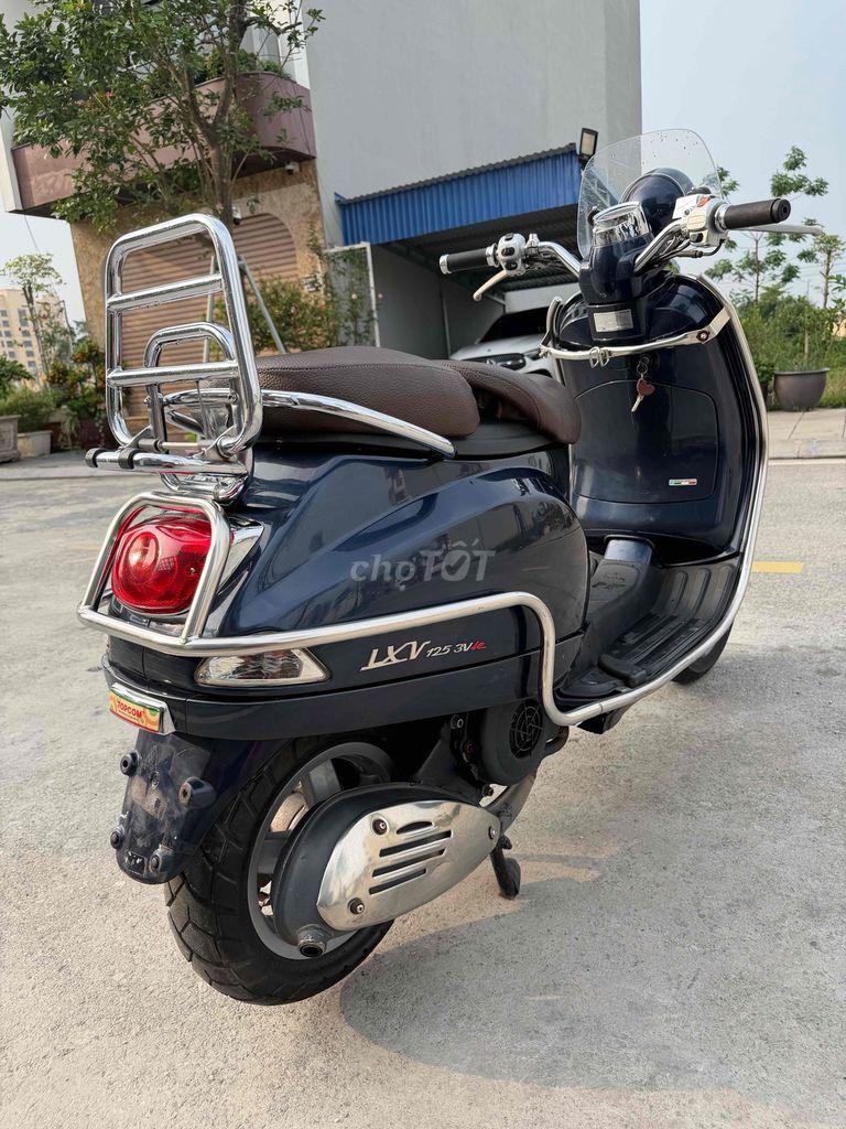 Piaggio Vespa 2013 - ảnh 5