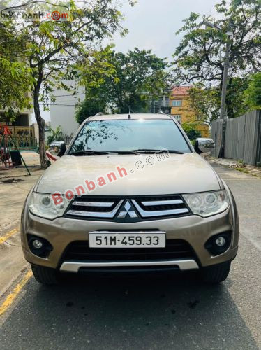Mitsubishi Pajero Sport 2015 - ảnh 1