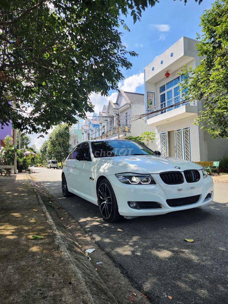 BMW 2010 - ảnh 2