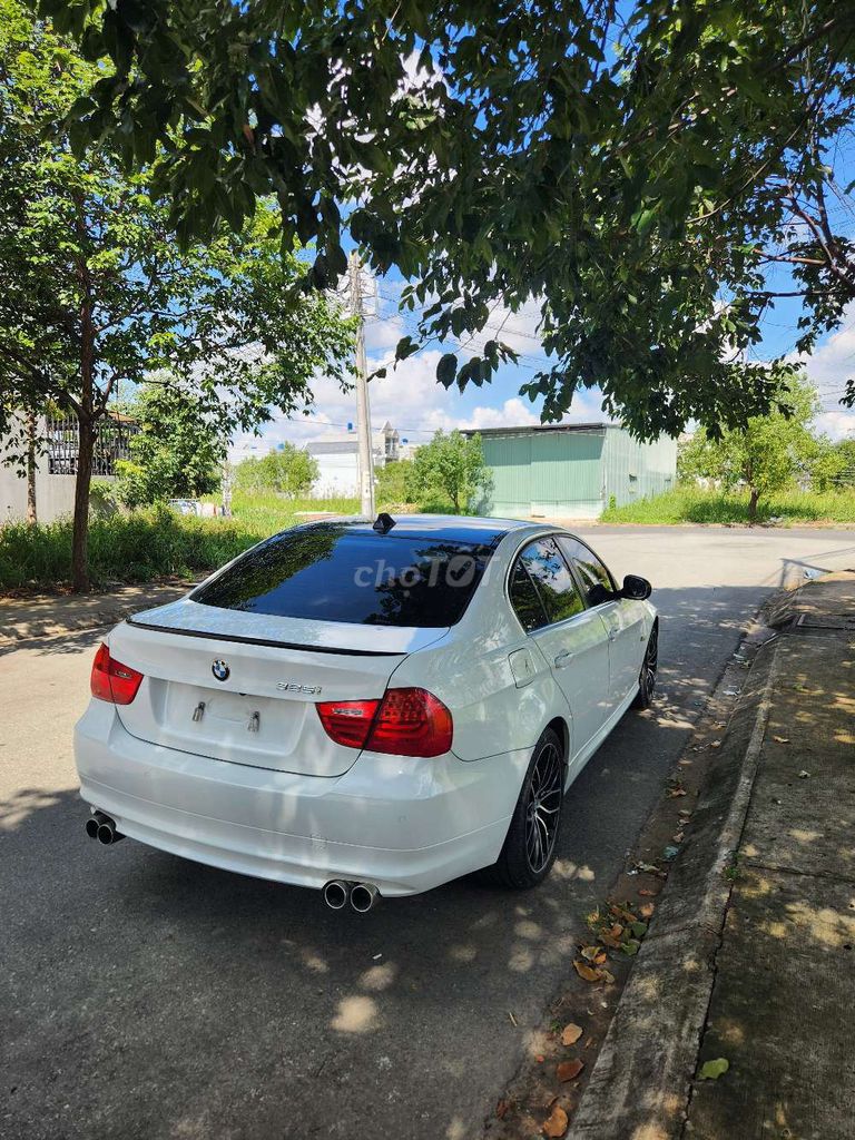 BMW 2010 - ảnh 4