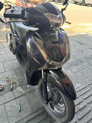Honda SH 2018 - ảnh 1