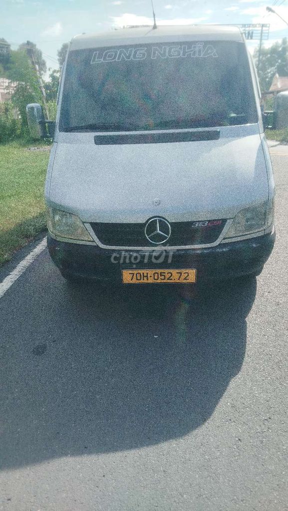 Mercedes-Benz Sprinter 2010 - ảnh 2