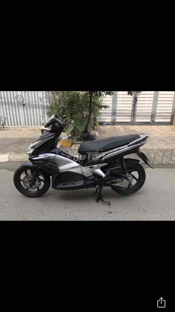 Honda Air Blade - ảnh 4