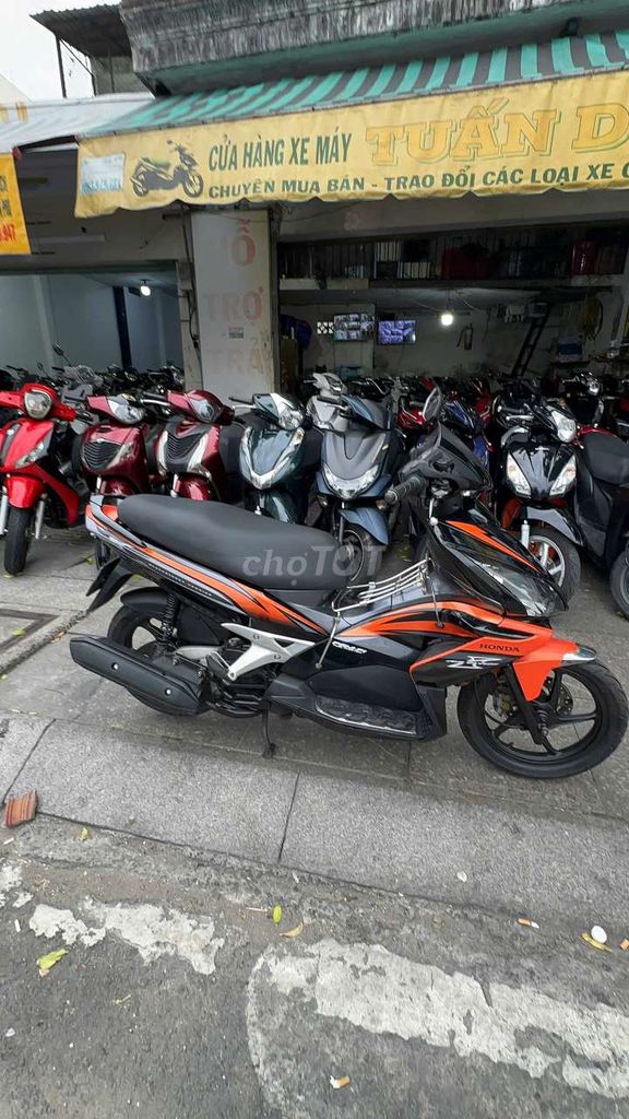 Honda Air Blade 2010 - ảnh 4