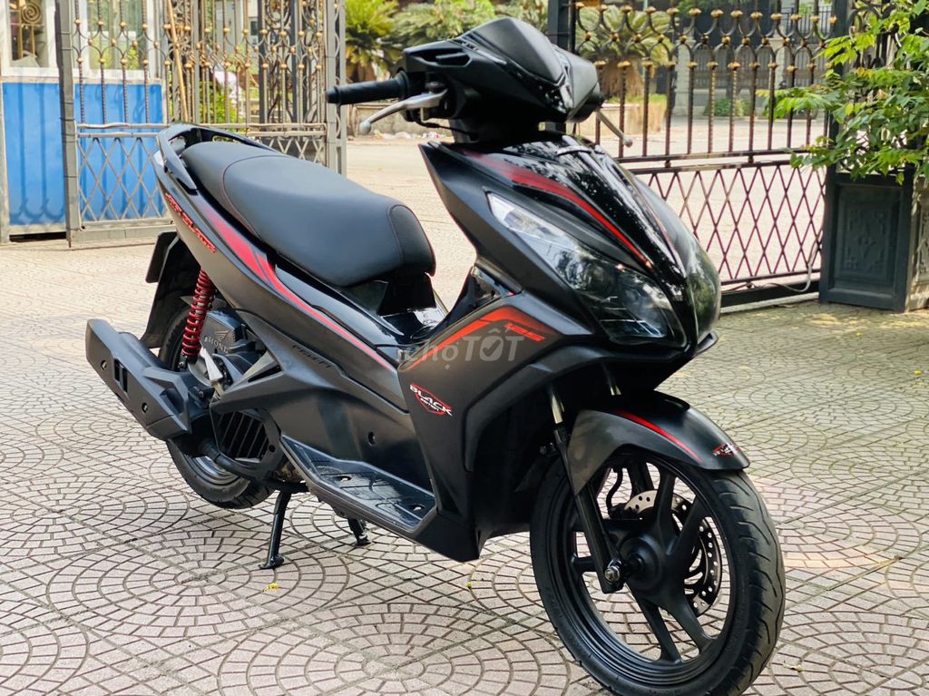 Honda Air Blade 2015 - ảnh 4