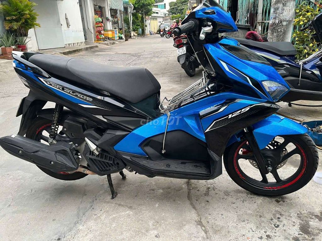 Honda Air Blade 2017 - ảnh 4